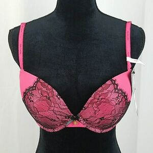 Daisy Fuentes women 36D push-up plunge demi style